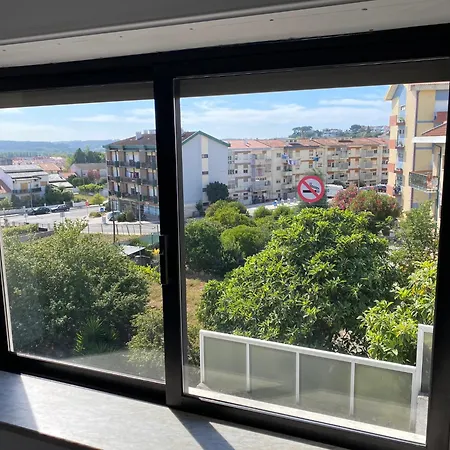 Half Way Lisbon - Porto - Edm Guest house